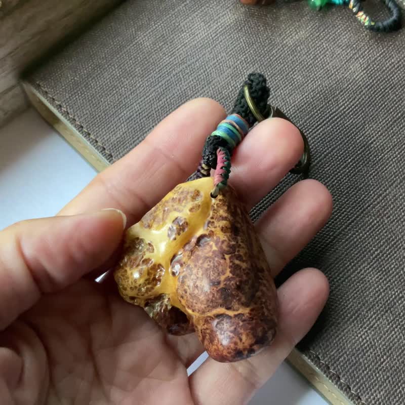 【偶然相遇】桧木瘤吊饰 钥匙圈 背包挂饰 - 钥匙链/钥匙包 - 木头 多色