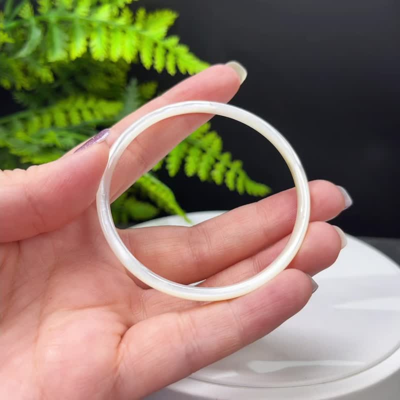 白蝶贝手镯 55MM 叮当镯 - 手链/手环 - 贝壳 白色