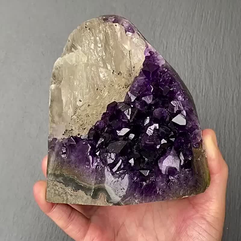 天然原矿顶级帝王紫 紫晶镇共生方解石 紫晶蔟 正偏财运 开运水晶 - 摆饰 - 水晶 紫色