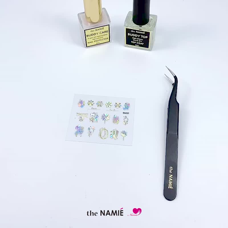 【 DIY 美甲】Hey Look 美甲装饰艺术贴纸 艇形花 - 指甲油/指甲贴 - 纸 金色