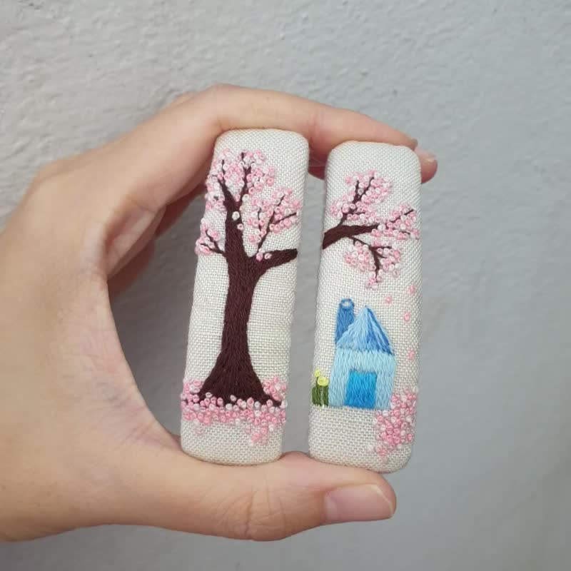 一组两入 樱花与房子刺绣发夹，发饰，生日礼物 - 发饰 - 亚麻 白色