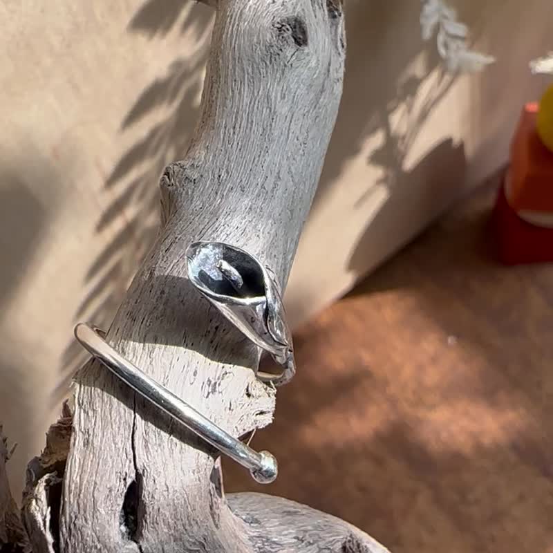 手工银饰—海芋花戒 925纯银开放戒 海芋 925纯银戒指 开放戒 - 戒指 - 纯银 银色