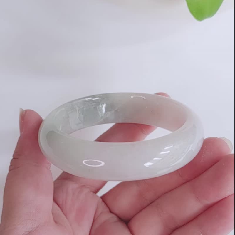 飘墨 | 天然A货翡翠玉镯 | 手围17 - 手链/手环 - 玉石 白色