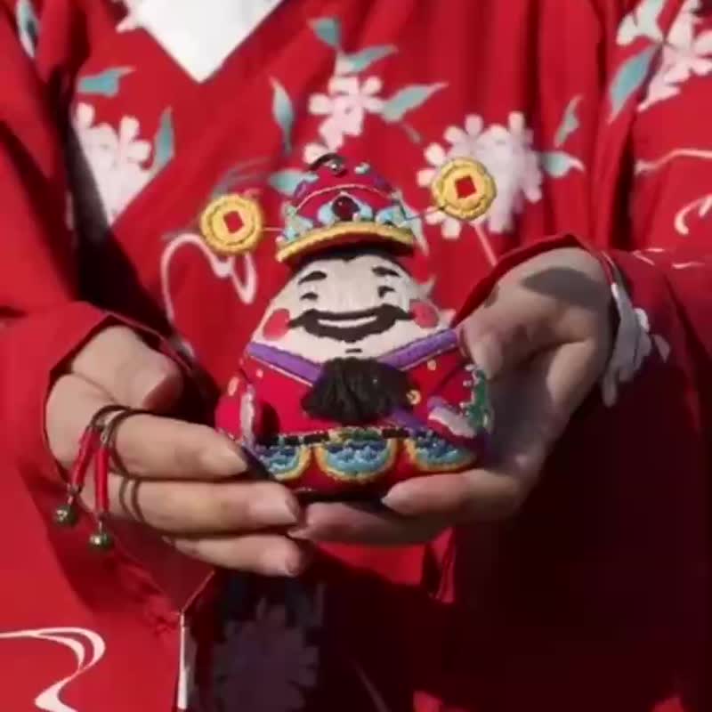 手工刺绣diy制作 玩偶 材料包 财神 平安符 自绣 送男友 摆件 礼 - 编织/刺绣/羊毛毡/裁缝 - 棉．麻 