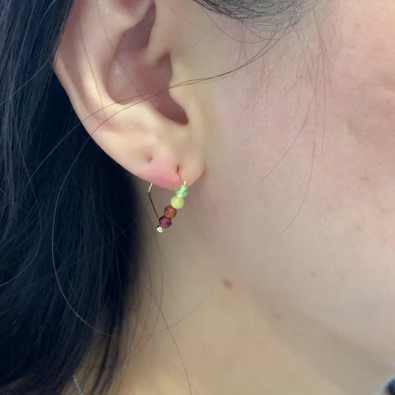 圣诞礼物【耳环】彩虹  14K 包金 注金 不对称 珍珠耳环 - 耳环/耳夹 - 珍珠 多色