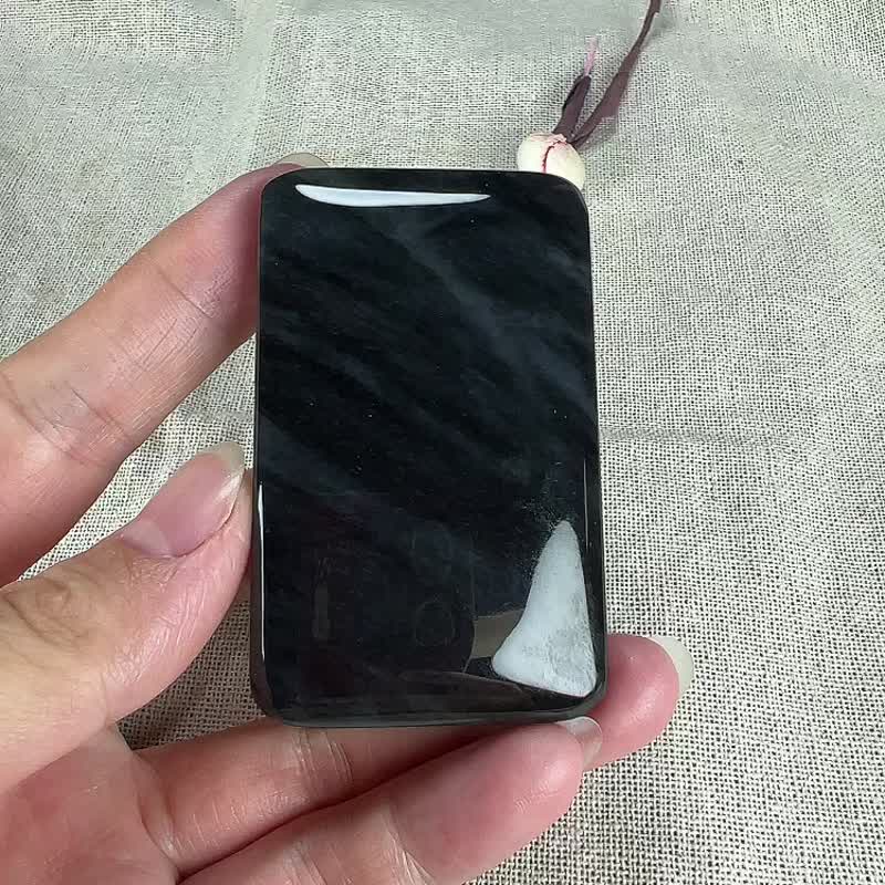 秒杀价 天然新疆和田玉青花籽料无事牌平安牌吊坠 玉质细腻温润 - 吊饰 - 玉石 