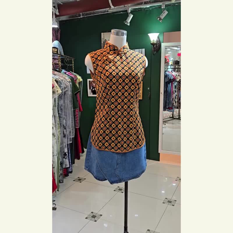 【VINTAGE 悦裳】新式改良复古旗袍上衣  橙色菱形上衣 - 女装上衣 - 棉．麻 多色