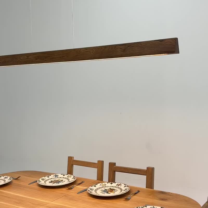 \n线性吊灯、木制吊灯、悬挂灯、吸顶灯\n - 灯具/灯饰 - 木头 