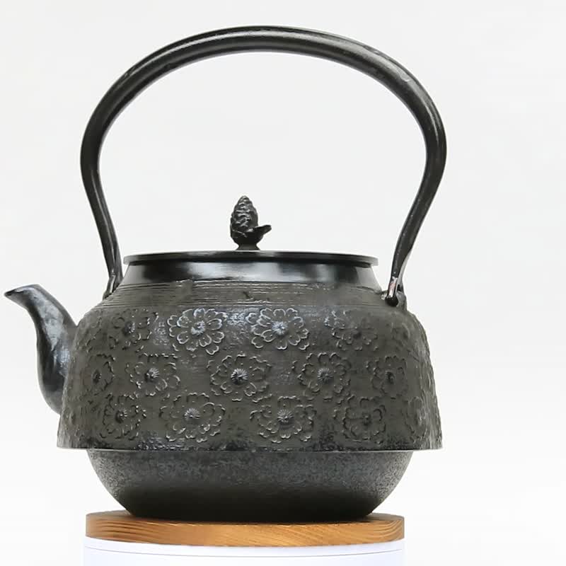 南部铁器 铁瓶 手工铁壶 佐藤胜芳作 大德寺樱花1.8L 日本制 - 茶具/茶杯 - 其他金属 黑色