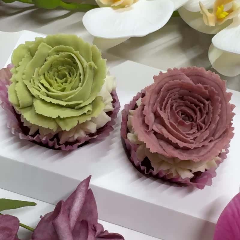AY baker 抹茶口味红麴口味玫瑰韩式裱花杯子蛋糕 rose cupcake - 蛋糕/甜点 - 新鲜食材 白色