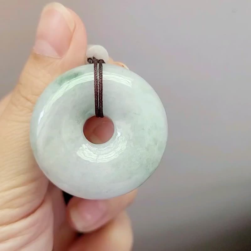 【亲翠】天然翡翠 冰飘绿大圣诞厚甜甜圈平安扣 | 圣诞交换礼 - 项链 - 玉石 多色