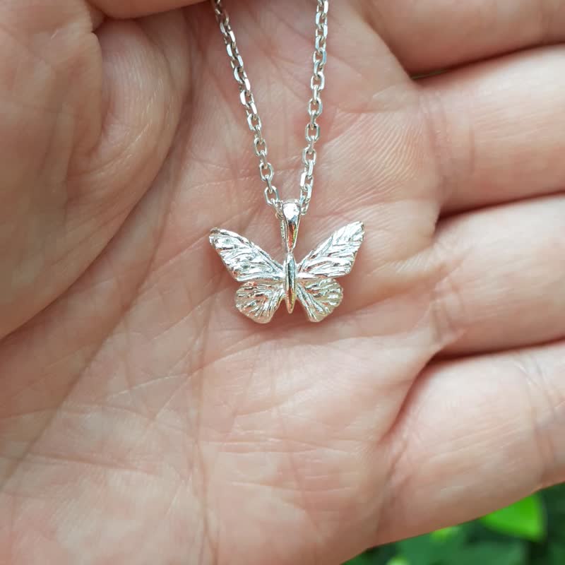 蝴蝶系列--蝴蝶银项链 - 项链 - 纯银 灰色