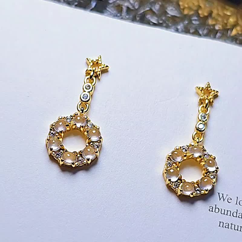 |仙女圈圈|A货翡翠高冰玻白翡起刚蛋面2mm纯银镀18k黄精致耳环 - 耳环/耳夹 - 玉石 