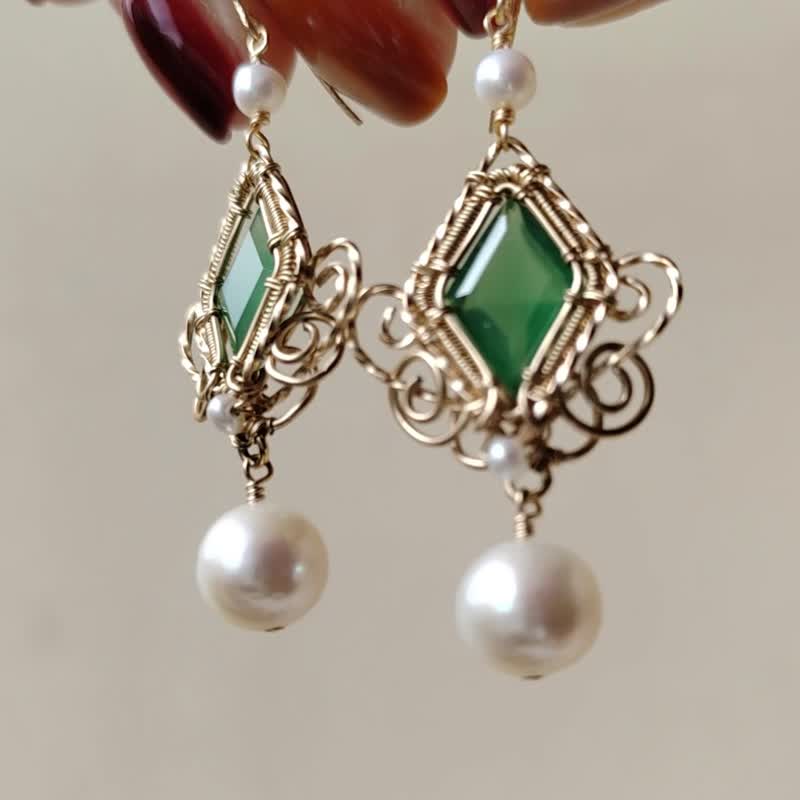 14kGF宫廷风极光珍珠耳环 手工制 祖母绿 天然淡水珍珠 不过敏 - 耳环/耳夹 - 其他金属 金色