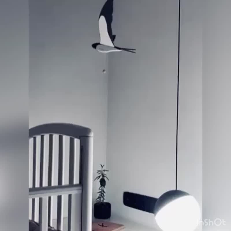 Magic flying bird; Interior item; Home and nursery decor - 摆饰 - 木头 灰色