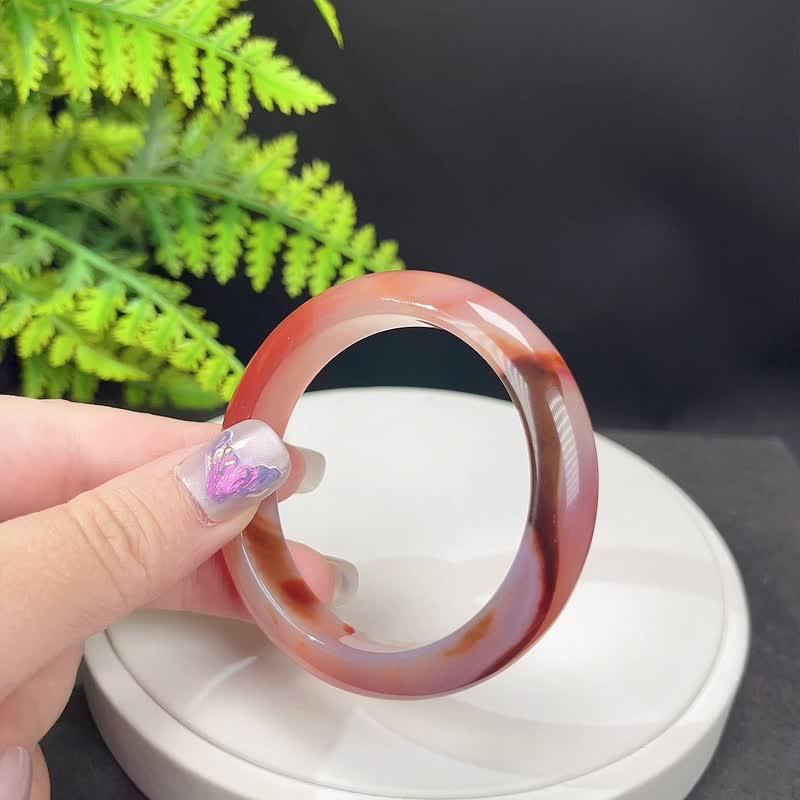 优质 马达加斯加渐变红玛瑙手镯 52MM 冰透起光千层 贵气智慧洞察 - 发饰 - 半宝石 红色