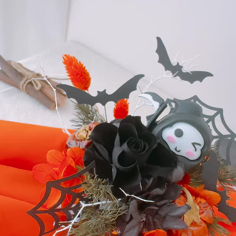 Halloween Boo Box。永生花礼 桌花 万圣节 节庆 - 干燥花/捧花 - 玻璃 黑色
