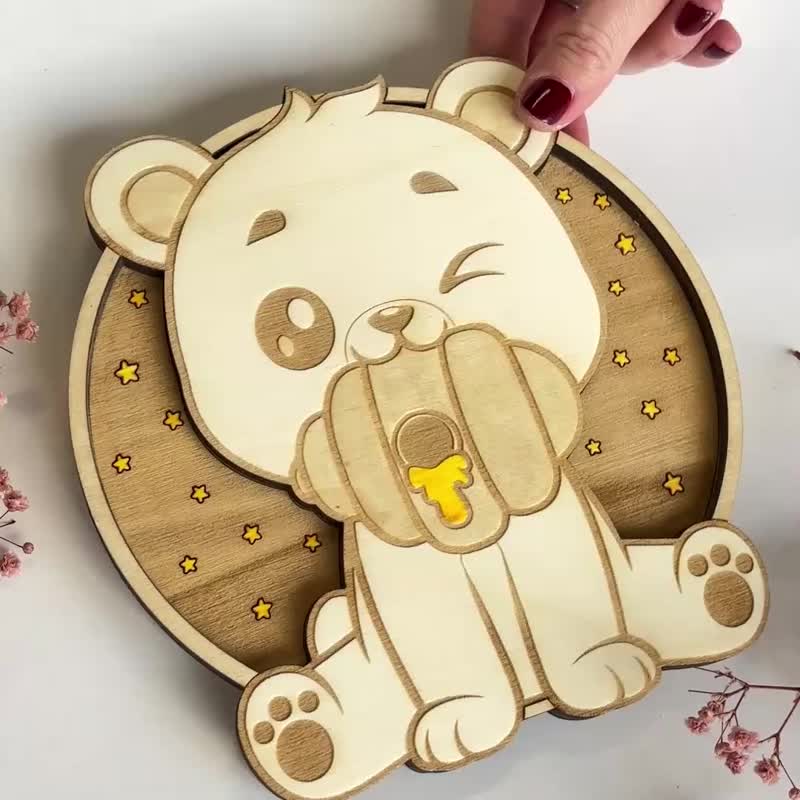 动物木制婴儿房标志 – 以熊为主题的手绘木制婴儿房装饰 - 儿童家具 - 木头 