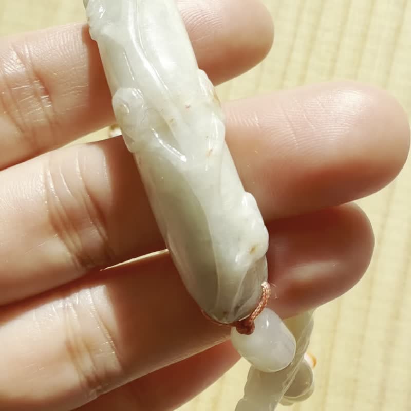 手工編織翡翠手链 — 春的讯息 - 手链/手环 - 玉石 红色