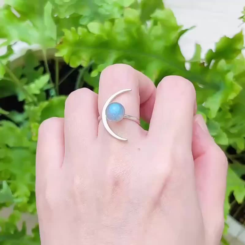 防负能侵扰 / 提升直觉 平静心灵  灰月光拉长石纯银戒指 - 戒指 - 水晶 灰色