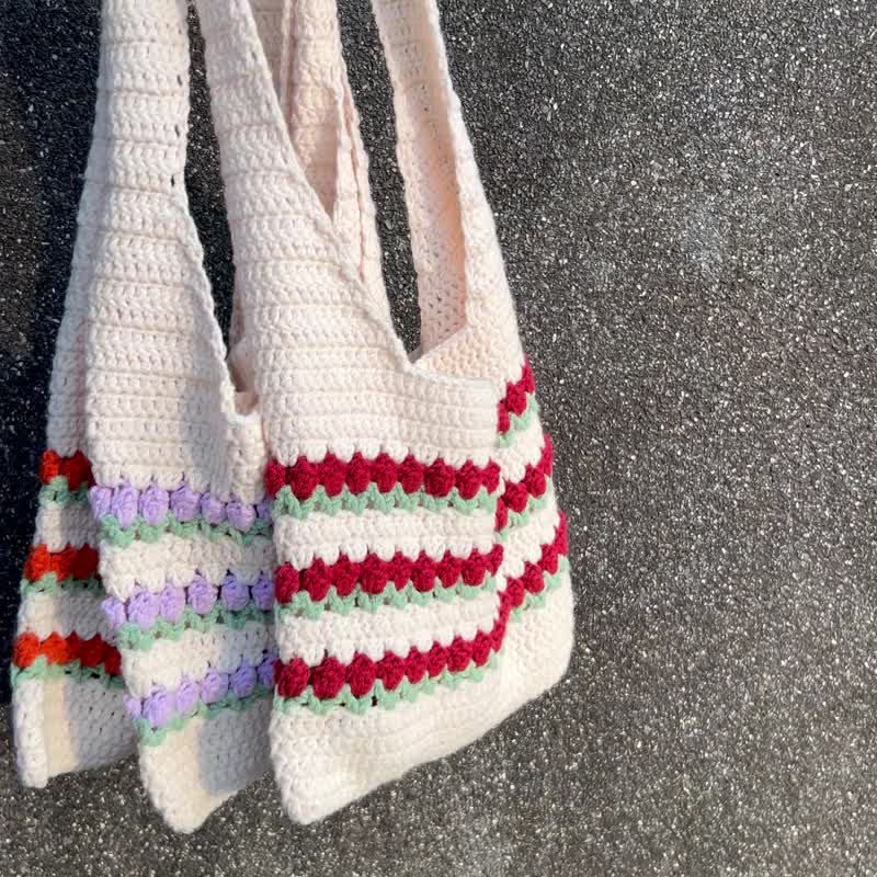 Tulip Boho Handbag - 手提包/手提袋 - 其他材质 白色