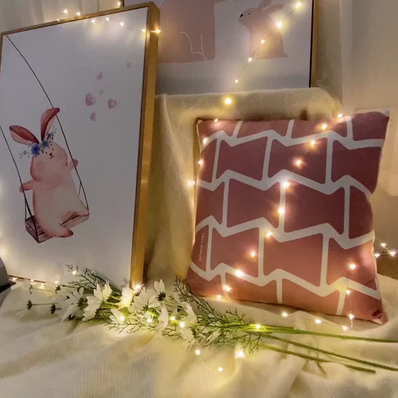 兔儿悄悄话 - 简约粉红兔挂画/儿童房摆设/兔年布置/可爱动物插画 - 海报/装饰画/版画 - 棉．麻 粉红色