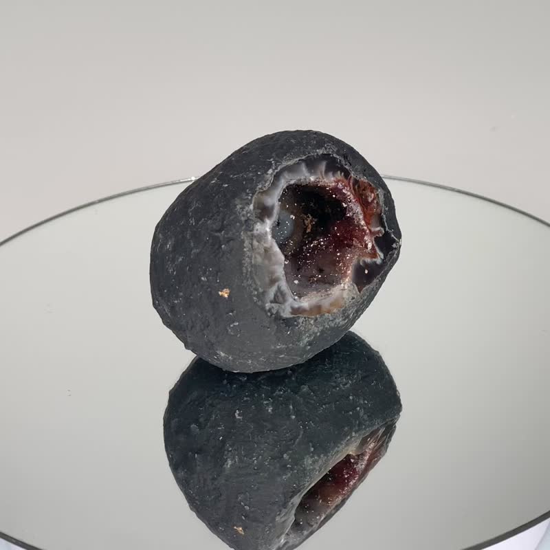 乌拉圭魔幻星空洞 070177 - 摆饰 - 水晶 多色