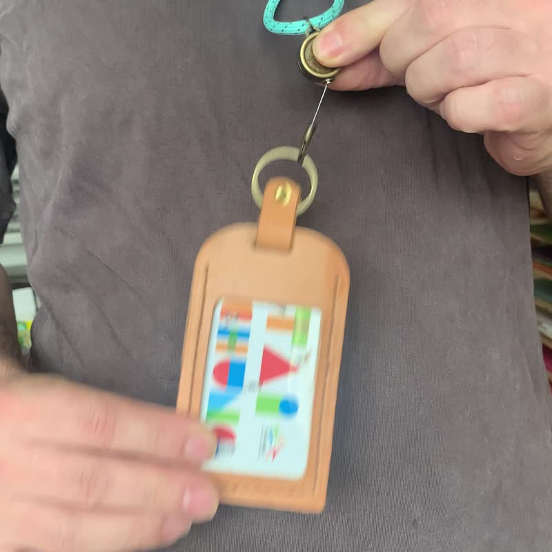 真皮卡套颈绳款 - 搭配登山绳与伸缩钢丝拉绳设计 - 适用于交通卡 - 证件套/卡套 - 真皮 咖啡色