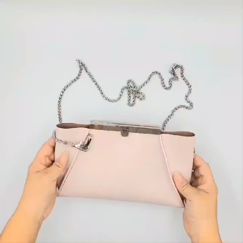 侧背包可变化造型+精致麻花链 交换礼物首选 - 侧背包/斜挎包 - 真皮 多色