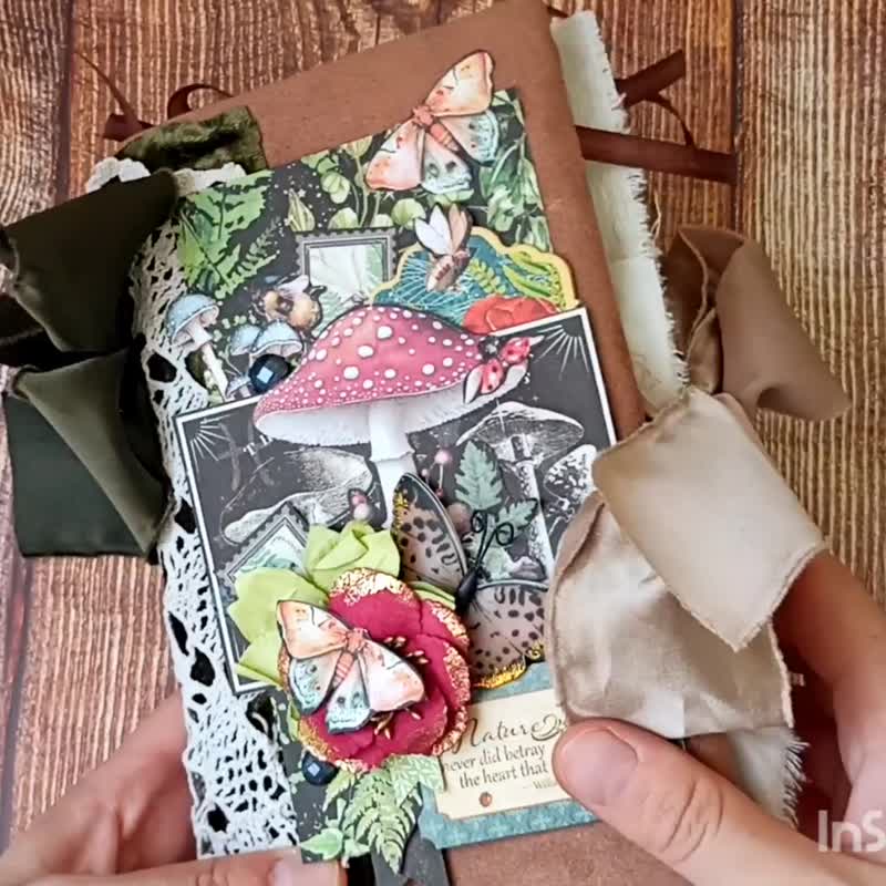 森林蘑菇手作杂乱期刊 林地蝴蝶笔记本贩售 手工制作 - 笔记本/手帐 - 纸 绿色
