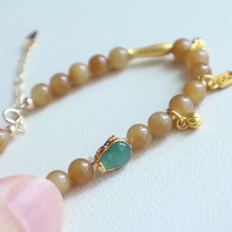 天然糖料和田玉手链 糖料手串亮糖色 质地莹润细腻  搭配翡翠葫芦 - 手链/手环 - 玉石 