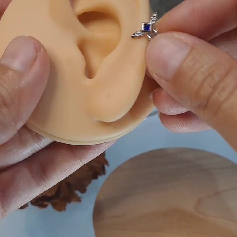 Silver clip earrings 夾式耳環 耳環 耳骨夾 銀鍍金耳 可擴展的 - 耳环/耳夹 - 其他金属 银色