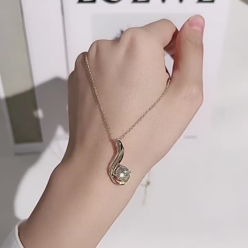 莫桑石 莫桑钻 2克拉扭无限项链 台北门市 定制化订制白金 - 项链 - 其他材质 