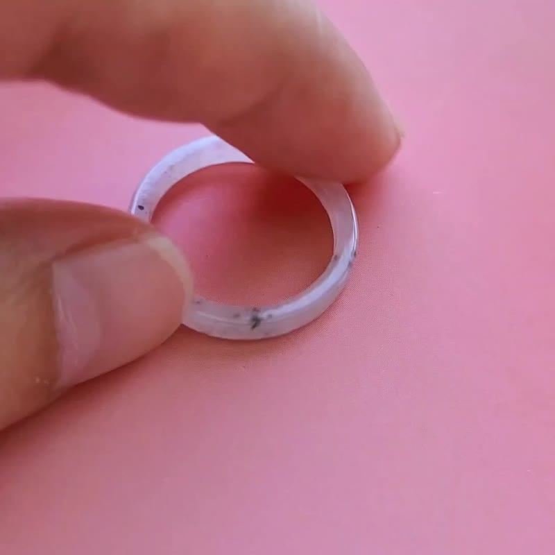 【亲翠】天然翡翠 冰莫西沙美人条方戒手指镯10.5号戒圈 T款 - 戒指 - 玉石 白色