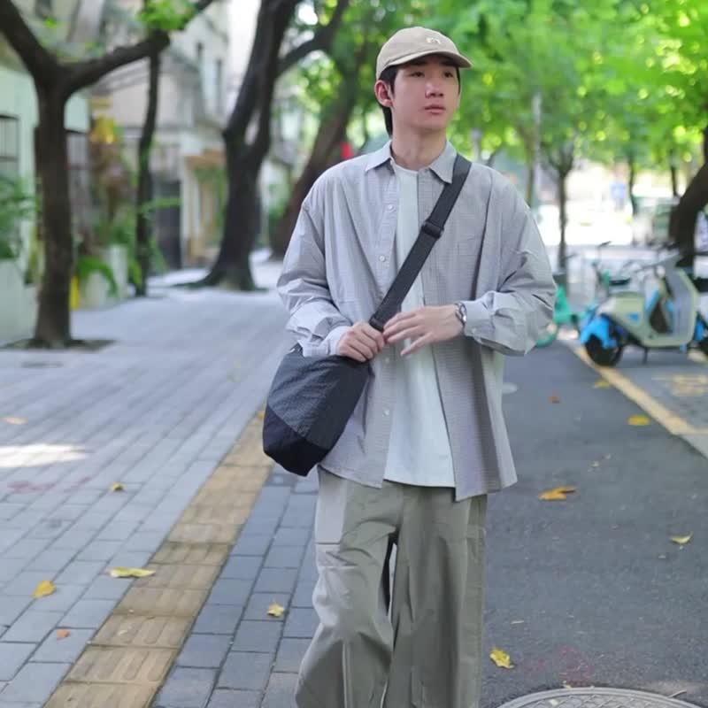 sobag日系休闲格子防泼水单肩斜挎尼龙布包男大容量黑色通勤布包 - 侧背包/斜挎包 - 尼龙 黑色