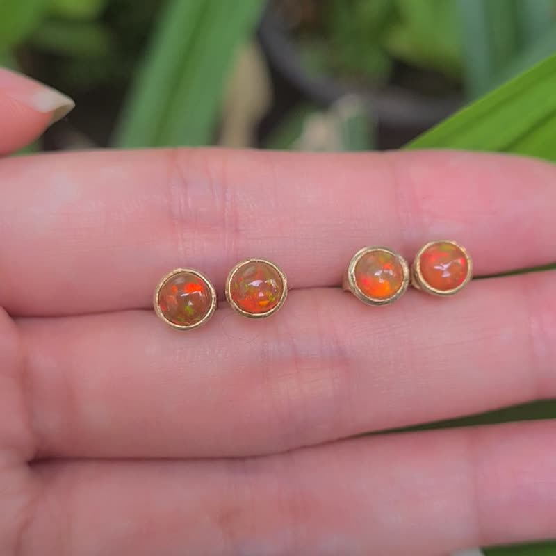 黑色蛋白石尺寸 5 毫米 银925 镀金 中性耳钉 - 耳环/耳夹 - 宝石 多色