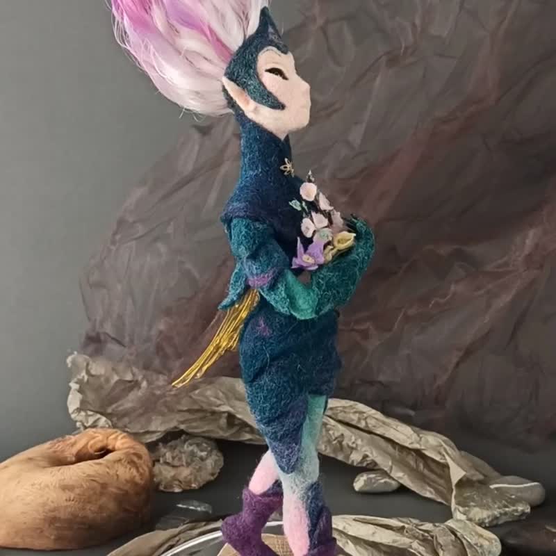 The Firefly Elf, art collectible figurine, interior sculpture - 玩偶/公仔 - 羊毛 绿色