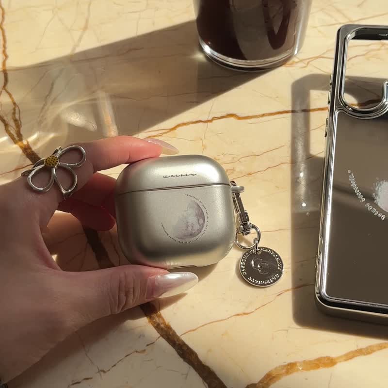 Full Moon 银色电镀雾面AirPods 保护壳 - 耳机收纳 - 塑料 银色