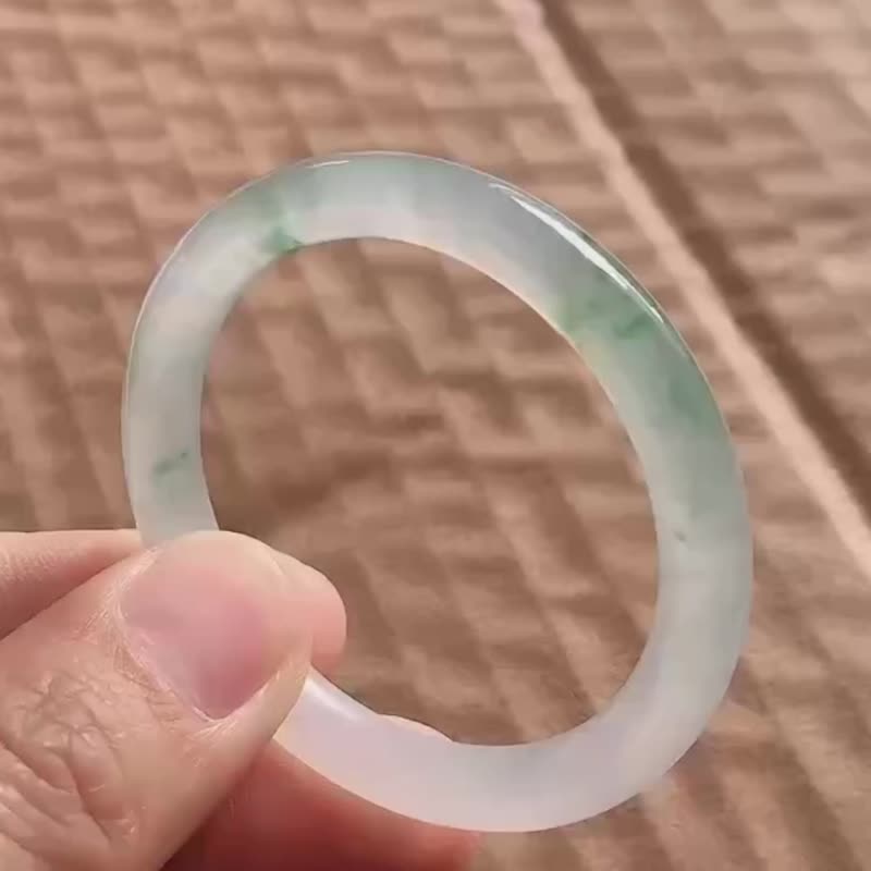 冰种玉镯 天然翡翠玉镯 A玉 手镯 • 冰种飘花翡翠圆镯 童镯 - 手链/手环 - 玉石 绿色