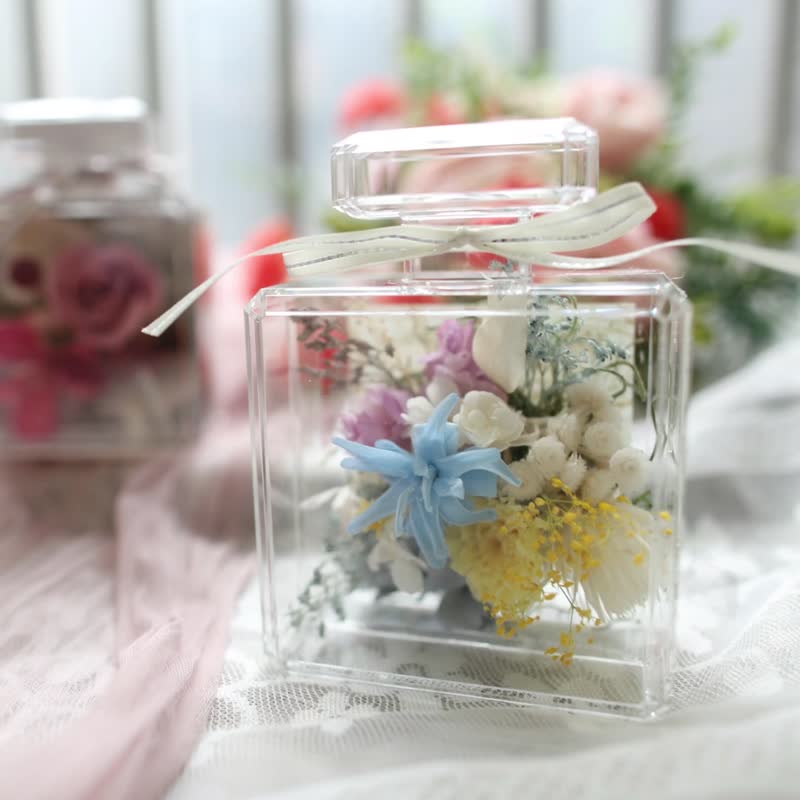 圣诞礼盒-永生花洁净光透香水花瓶 - 干燥花/捧花 - 植物．花 粉红色