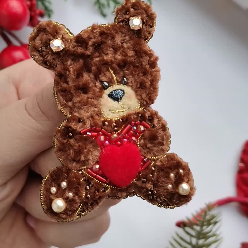 Bear jewelry brooch beaded. - 胸针 - 其他材质 咖啡色