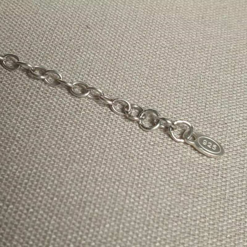 Moonstone Bracelet, 925 Silver, Taurus gem, Capricorn stone, Lunar New Year gift - 手链/手环 - 宝石 多色