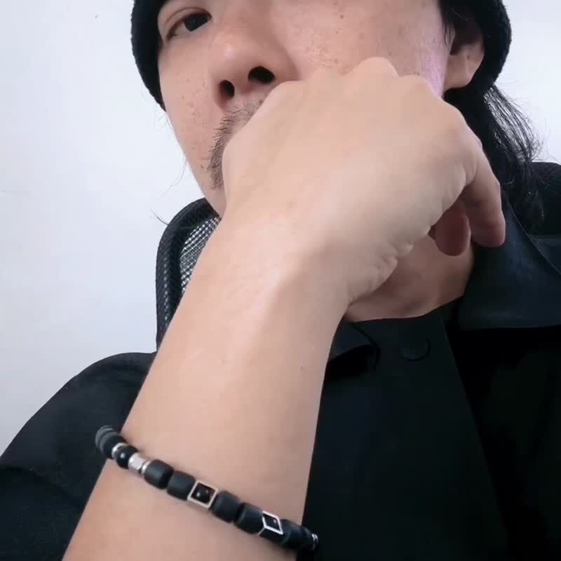 It . . / _ 密码系作品 - 手链 / 短链 / 手环 / 情人礼物 - 手链/手环 - 其他材质 黑色