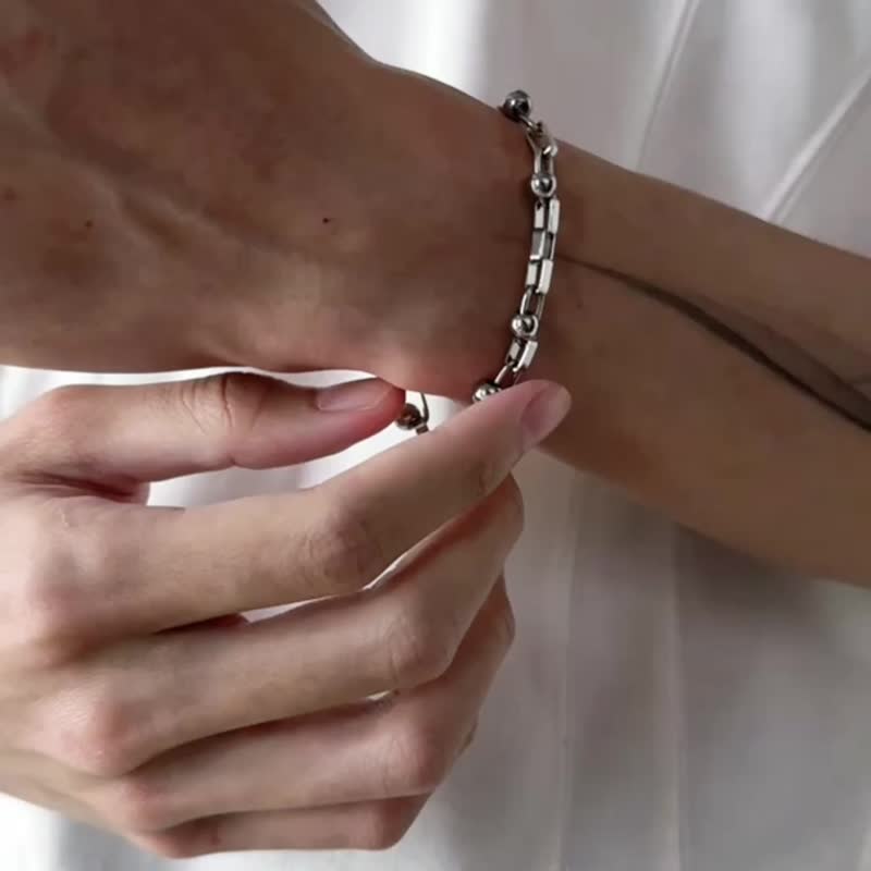 Unisex | 极昼系 - 冷光 * 不锈钢 中性 圆球 方链 手链 - 手链/手环 - 不锈钢 银色