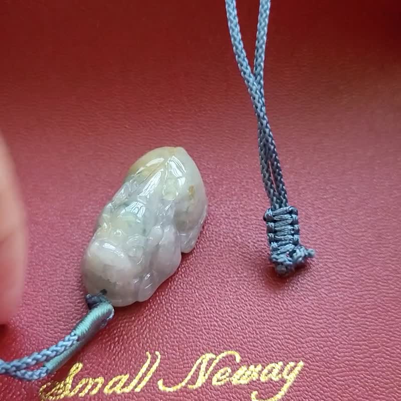 【亲翠】天然翡翠 冰黄绿白三彩天竺鼠型巨胖精工貔貅调整式绳链 - 项链 - 玉石 多色