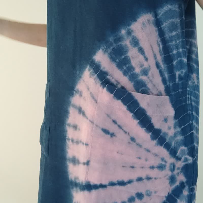 Indigo Dye Pink - 扎染蜘蛛网超长连衣裙 - 洋装/连衣裙 - 棉 蓝色