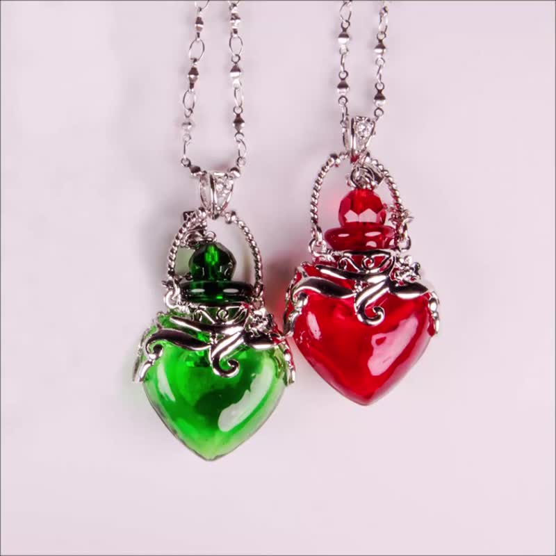 香氛项链-爱的永恒印记 心形琉璃精油瓶 316不锈钢链 独家礼盒 - 项链 - 琉璃 多色