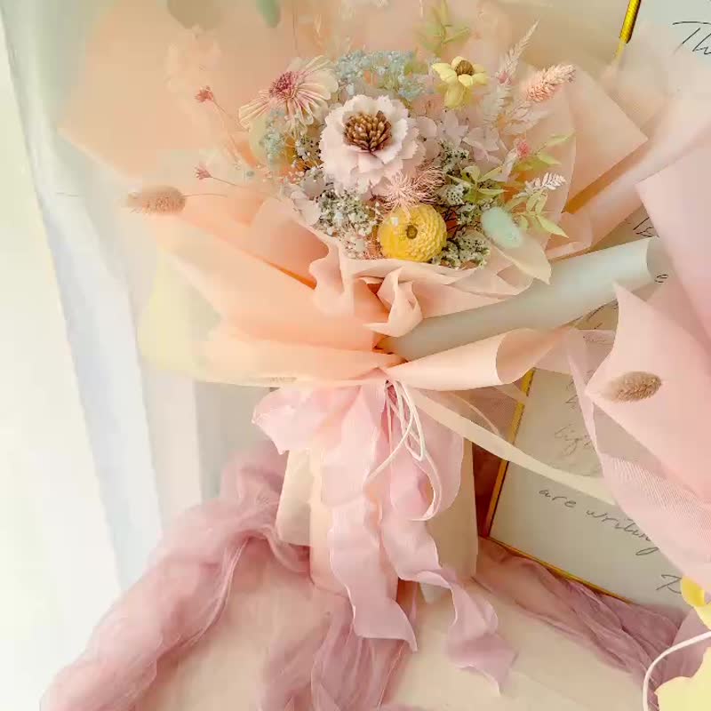 幸福初绽。情人。生日.结婚纪念。升迁.毕业花束 - 干燥花/捧花 - 植物．花 白色
