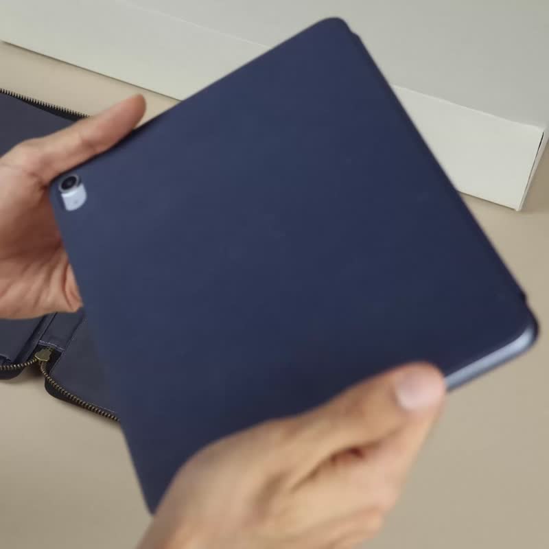 拉链式皮革 iPad 保护套 - 平板/电脑保护壳 - 真皮 咖啡色