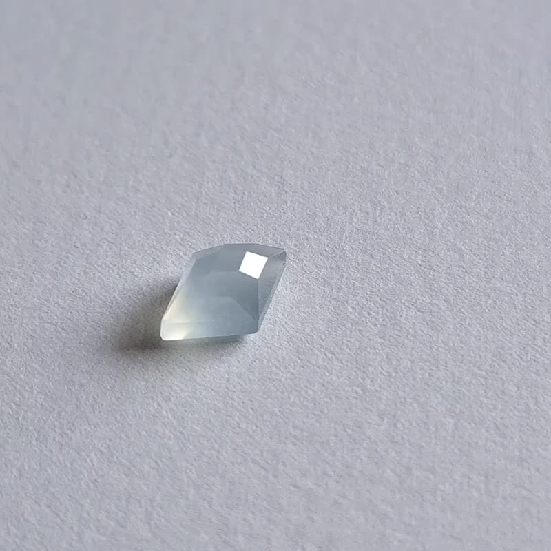 冰种缅甸翡翠多切面戒指面裸石B | 翡翠金工镶嵌用珠宝 - 戒指 - 玉石 透明